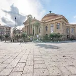 Il Cortile Degli Aragonesi By Wonderful Italy